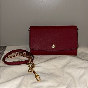 Tory Burch Robinson Chain Wallet